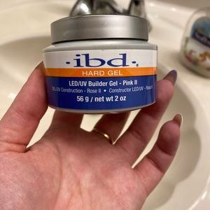 IBD builder nail gels